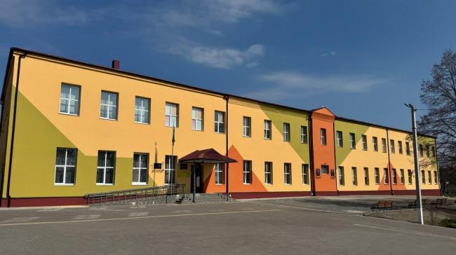 У ліцеї на Рівненщині оновили фасад і модернізували мережі теплопостачання