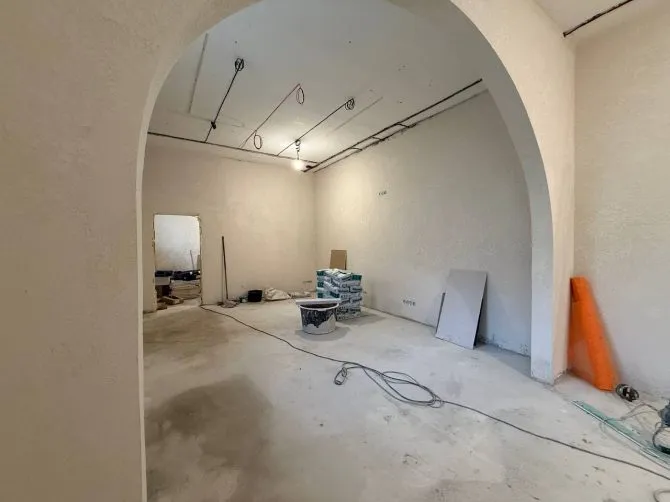 У мікрорайоні СМУ завершують оновлення маленького центру соціальної допомоги