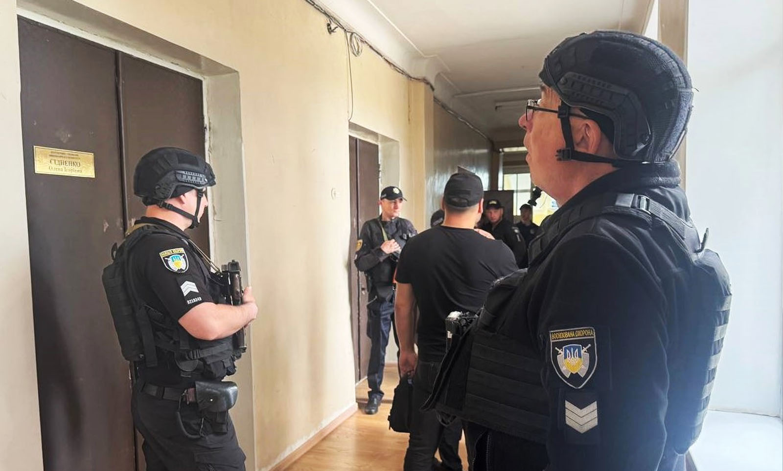 У міськраді на Кіровоградщині поранили двох людей під час стрілянини