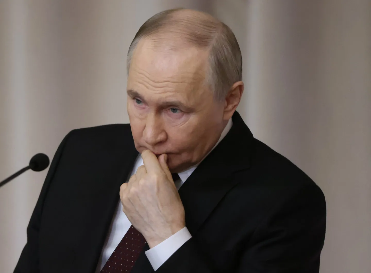 Оточення Путіна підштовхує його завершити війну проти України