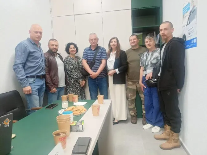 У новому пункті Пенсійного фонду в Ірпені ветеранів консультує фахівець …