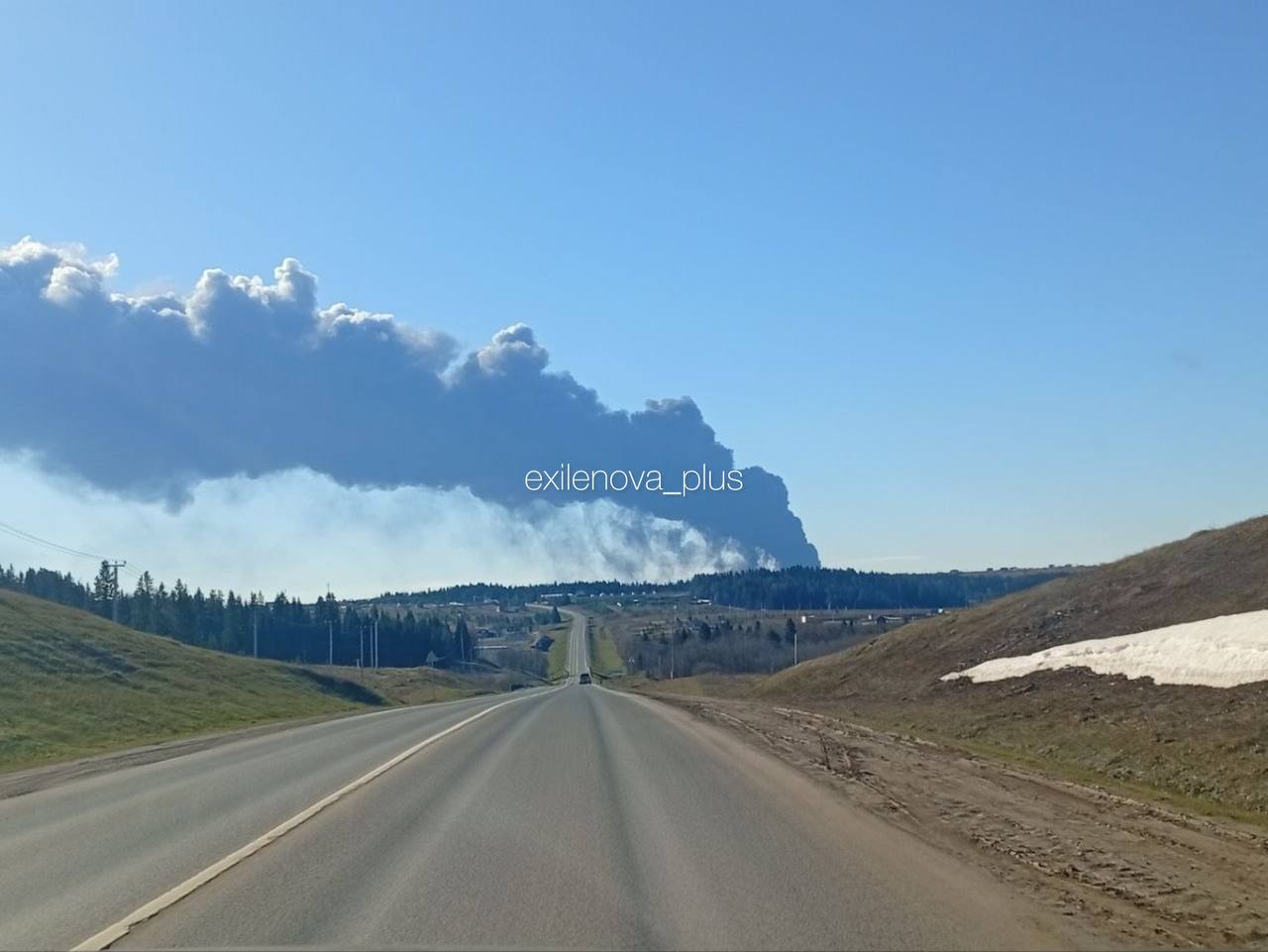 У російській Пермі стався повторний вибух на нафтобазі: пожежа посилилася …