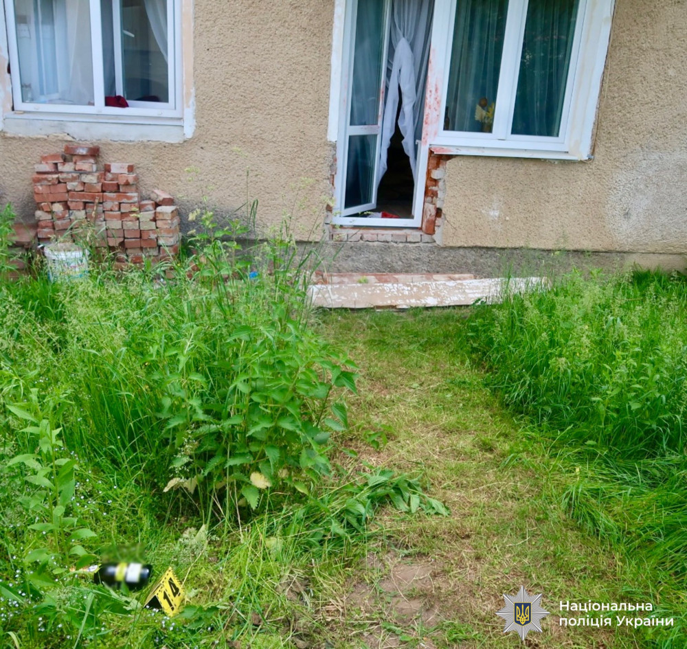 У селі Хмелівка на Богородчанщині пенсіонер пляшкою вбив знайому