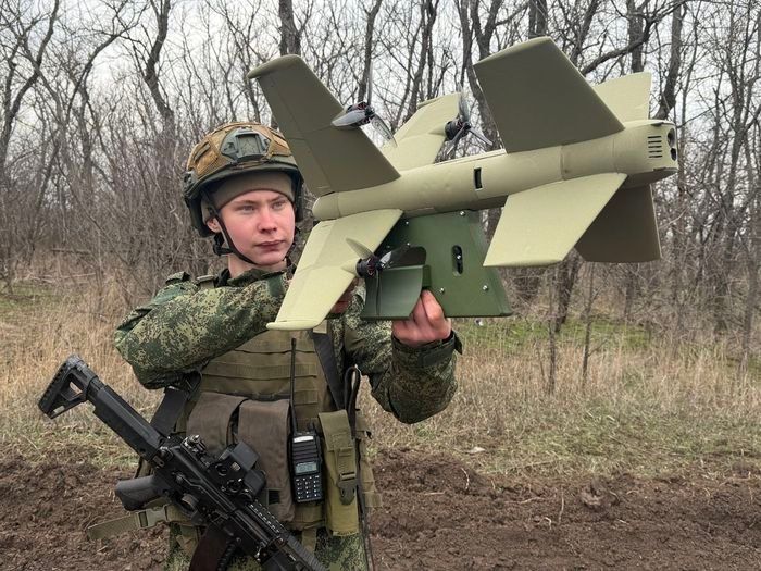 У так званій "лнр" курсантам адресно надсилають запрошення укласти контракт із армією рф