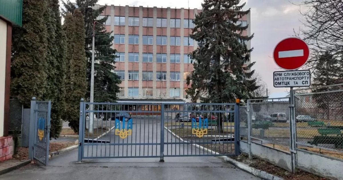 У тернопільському ТЦК в туалеті застрелився 46-річний чоловік