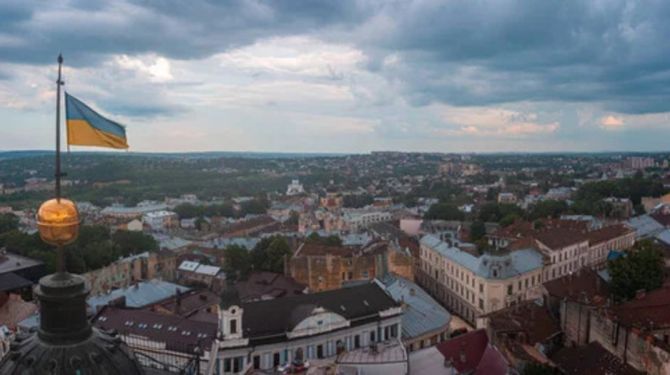 У центрі Чернівців 1 травня перекриють рух: де не проїхати