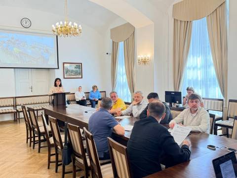 У школах Львова запровадять посаду помічника для супроводу дітей з …