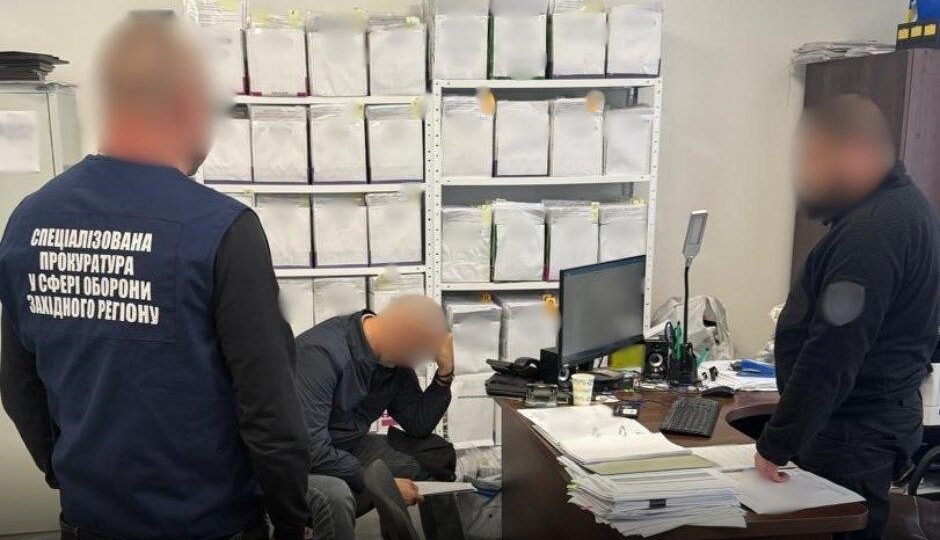 Фальшиві довідки про дружин з інвалідністю: на Рівненщині викрили схеми