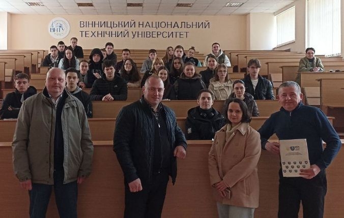 Фахівці держпраці завітали до студентів провідних вузів Вінниці