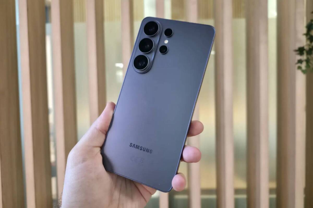 Флагманська функція Galaxy S26 може з’явитися в старих смартфонах