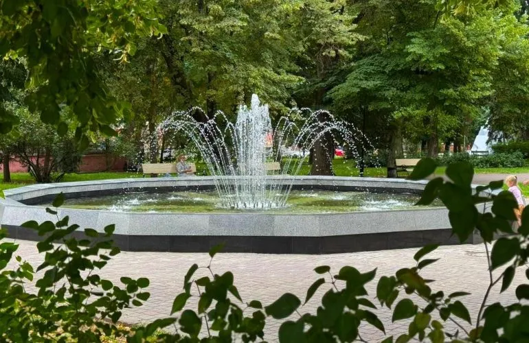 У Полтаві в тестовому режимі запустили фонтан у Шевченківському парку