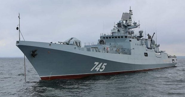 Фрегат РФ місяцями плаває в Ла-Манші, але Лондон не наважився …