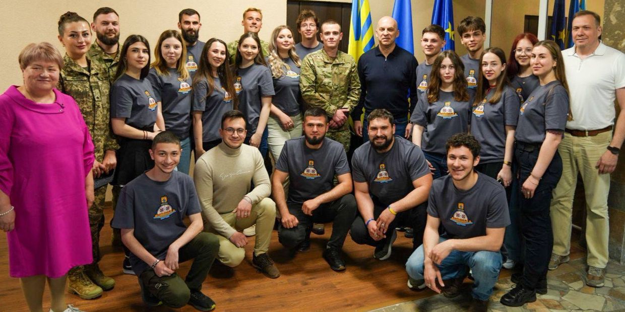 Філашкін відзначив членів Молодіжної ради при Донецькій ОДА