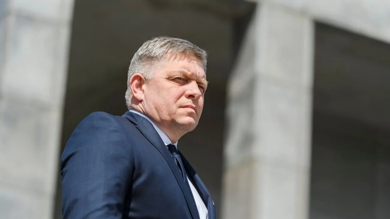 Фіцо: якщо Зеленський зацікавлений у зустрічі - має подзвонити путіну