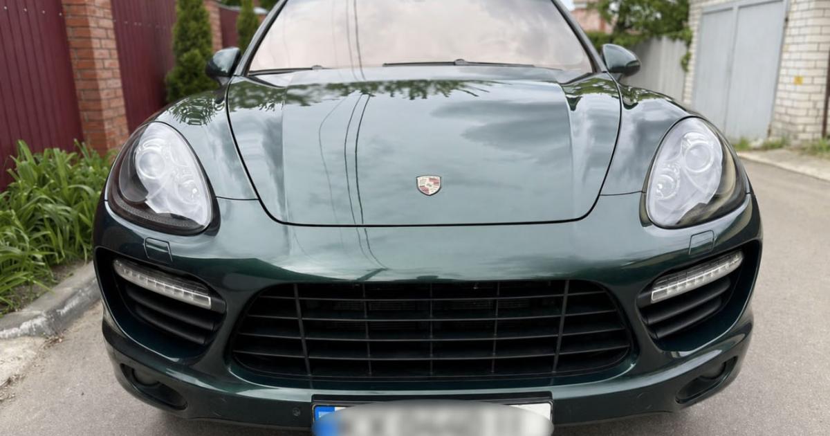 Забув про Porsche: харківського чиновника судитимуть за недостовірну декларацію