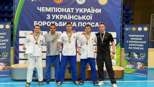 Харківські спортсмени вибороли п’ять медалей на чемпіонаті України з боротьби …