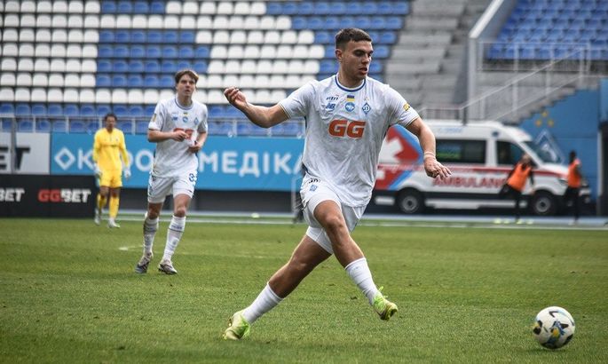 Це знову він. Бомбардир Динамо забив Шахтарю