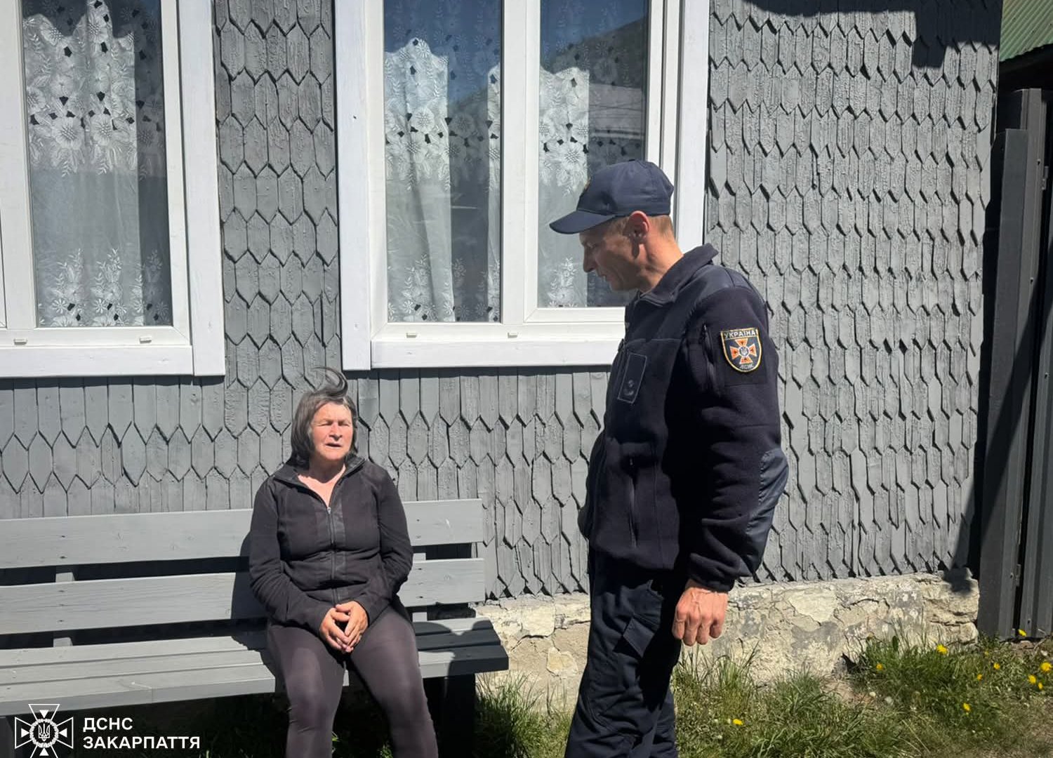 Ціна безпеки — 3060 гривень: Чому рятувальники «пішли в народ» …