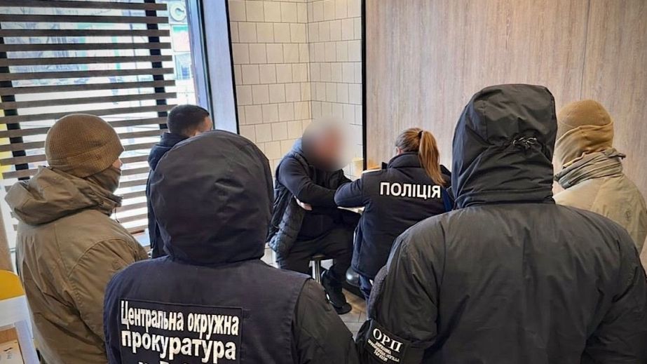 Ціна "свободи" — $18 000: у Дніпрі судитимуть організатора схеми …