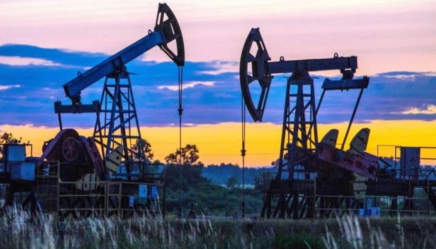 Ціни на нафту знижуються на тлі хиткого перемир'я в Ірані …