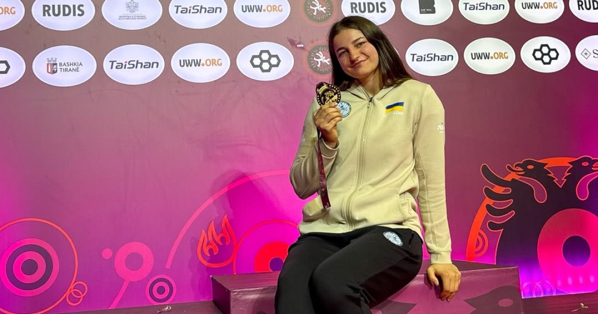 У Луцьку чемпіонка Європи з боротьби отримала грошову винагороду
