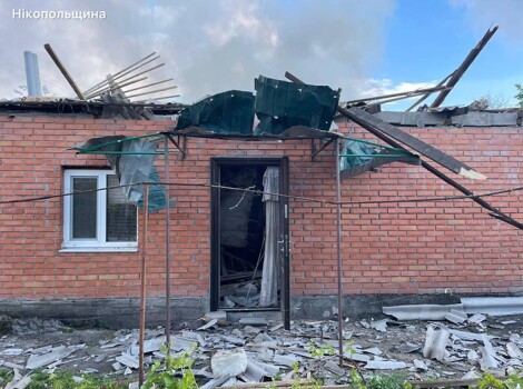 Через ворожі обстріли на Дніпропетровщині постраждали четверо людей, серед них …