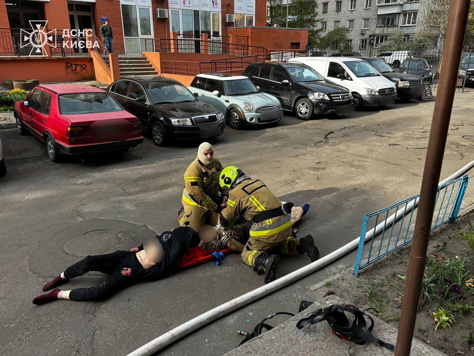 Через пожежу у Подільському районі столиці загинула жінка, ще одну …