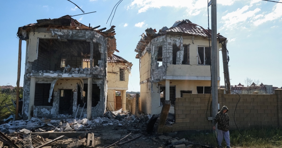 Через удар Росії по Одеському районі постраждали п’ятеро людей – …