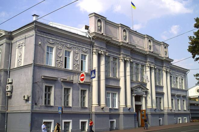 Чернігівська міська рада звернулась до Уряду: освіта, транспорт і фінансування …