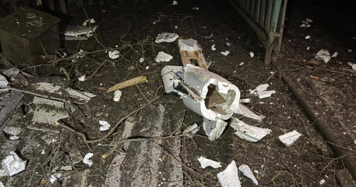 Чернігів зазнав масованої атаки, пошкоджене підприємство