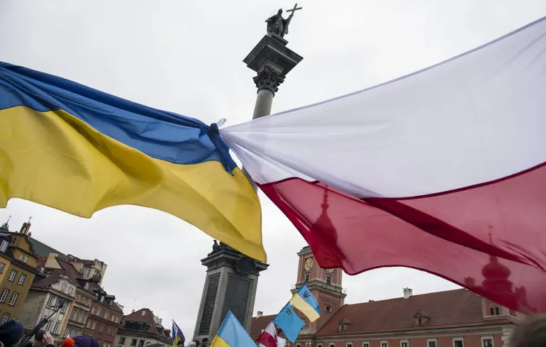 Четверо поляків побили українця після того, як він не зміг …