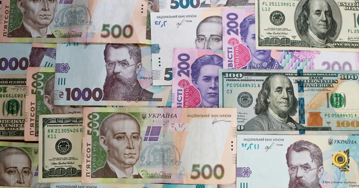 Чинні тарифи на електроенергію продовжили до жовтня — Шмигаль