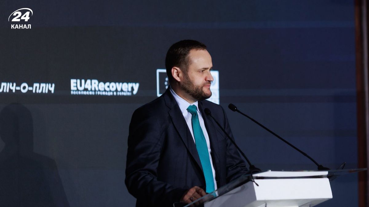 Чи відкриє Україна небо для літаків: Кулеба пояснив деталі