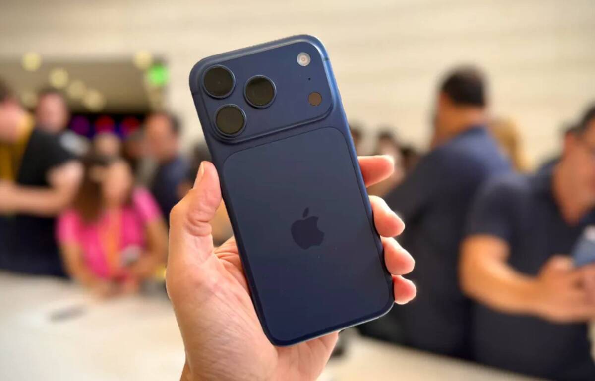 Чи справді iPhone сповільнюється через кілька років використання