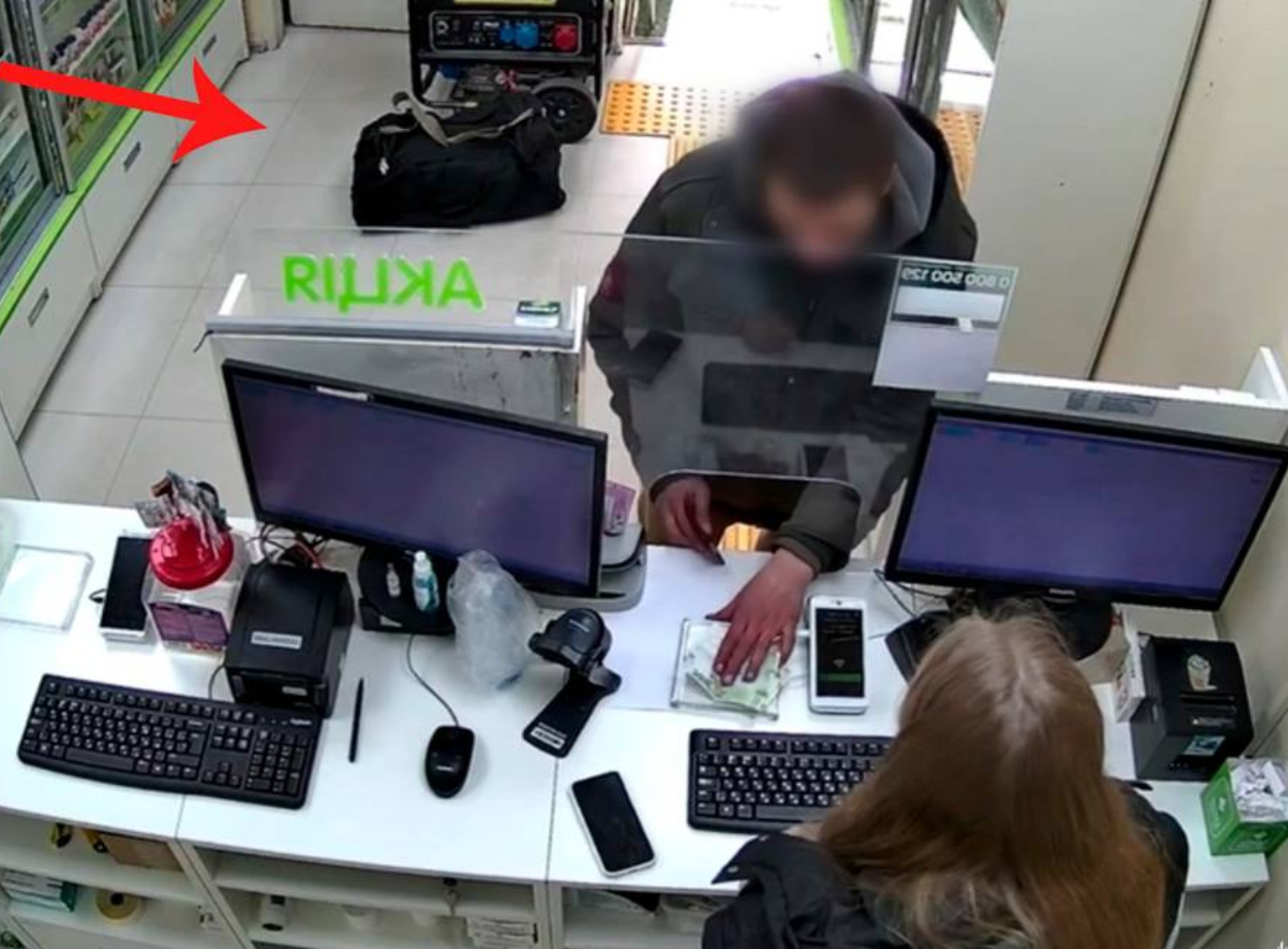 Чоловік погрожував вибухом аптеки: поліція затримала 35-річного жителя Києва