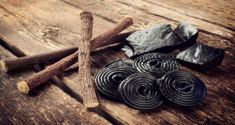 Чому не можна їсти багато лакричних цукерок