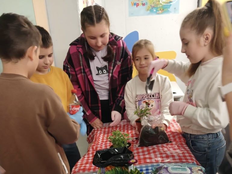 Школяри Пологівського ліцею долучилися до Міжнародного дня здоров’я рослин