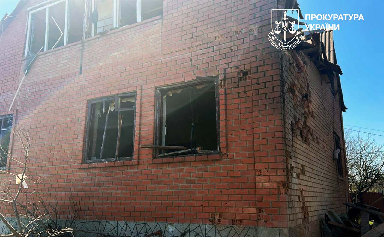 Ще одна російська ракета вдарили по передмістю Харкова