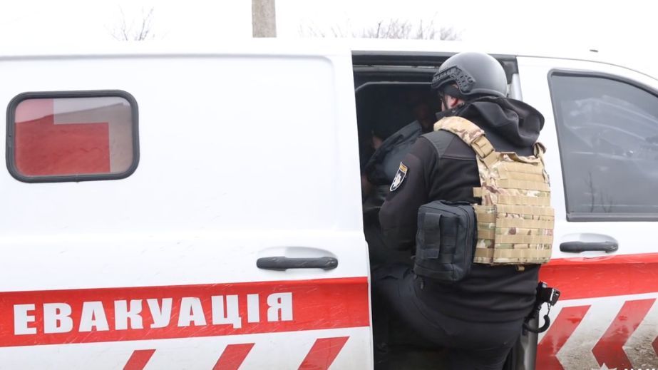 З прифронтового села на Запоріжжі евакуювали жінку