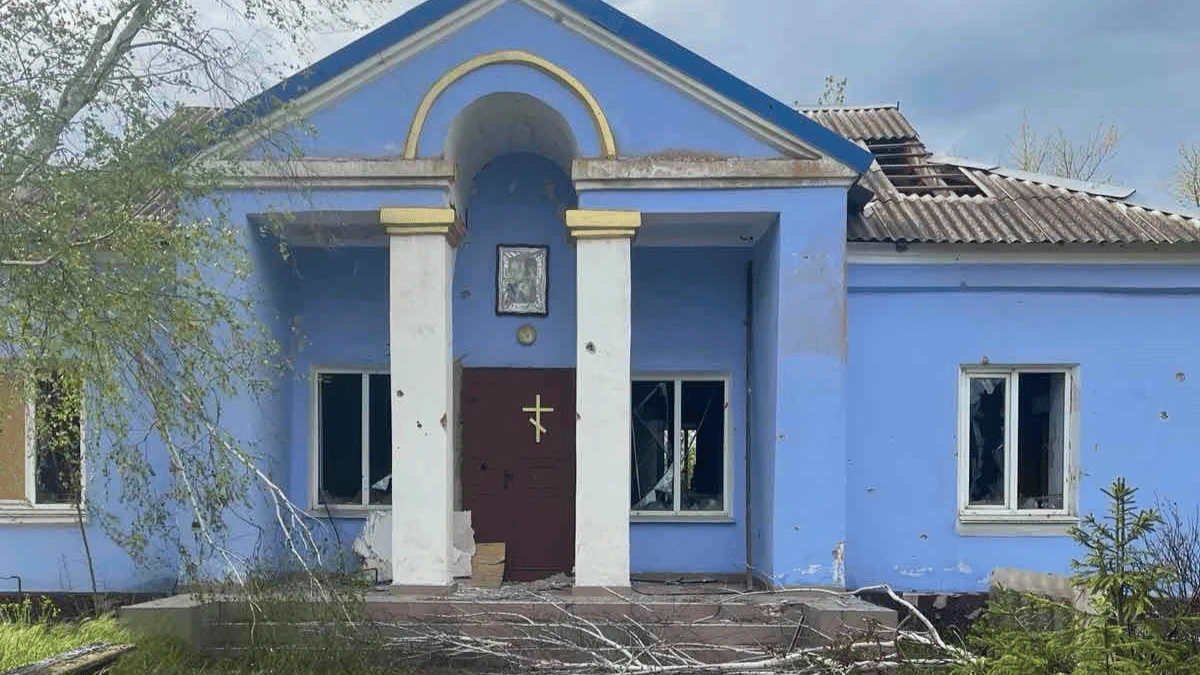 "Щодня б'ють по храму". Показали, який вигляд має церква у …