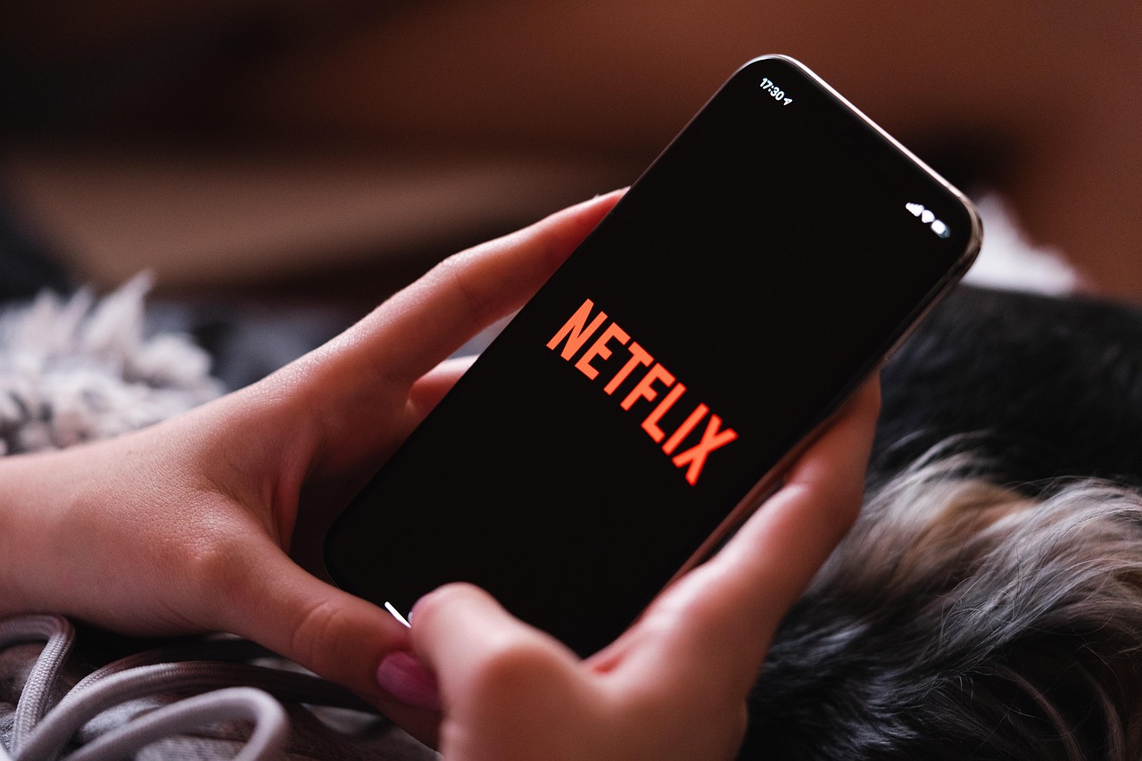 Що подивитися на вихідних: 15 серіалів від Netflix