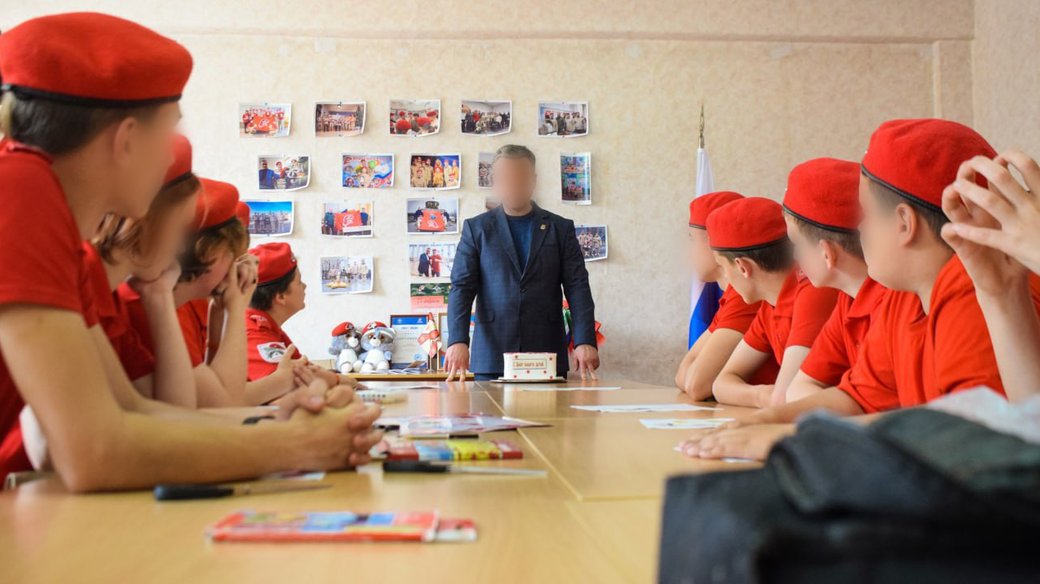 Юнармія та Юнкор: як окупанти мілітаризують українських дітей