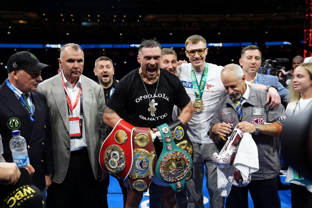 Які титули стоятимуть на кону поєдинку Олександр Усик – Ріко …