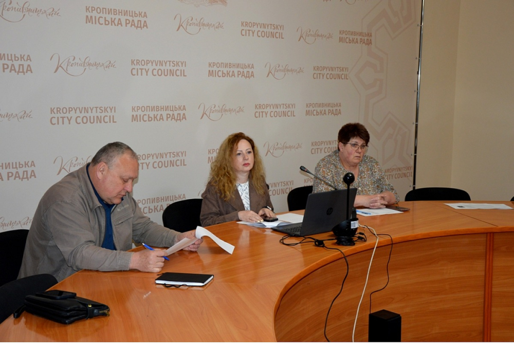 Як Кропивницький втілюватиме петицію про хвилину мовчання
