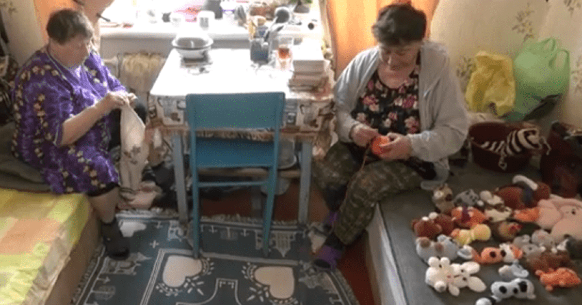 Як живуть переселенці у гуртожитку на Волині (Відео)