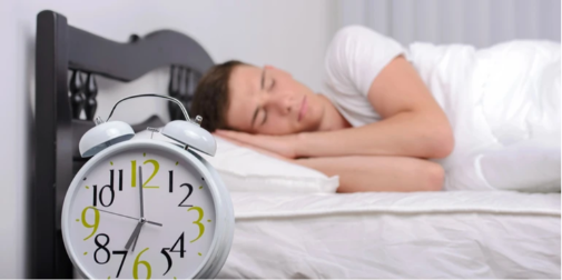 Як заснути за 3 хвилини: прості техніки, які заспокоять думки