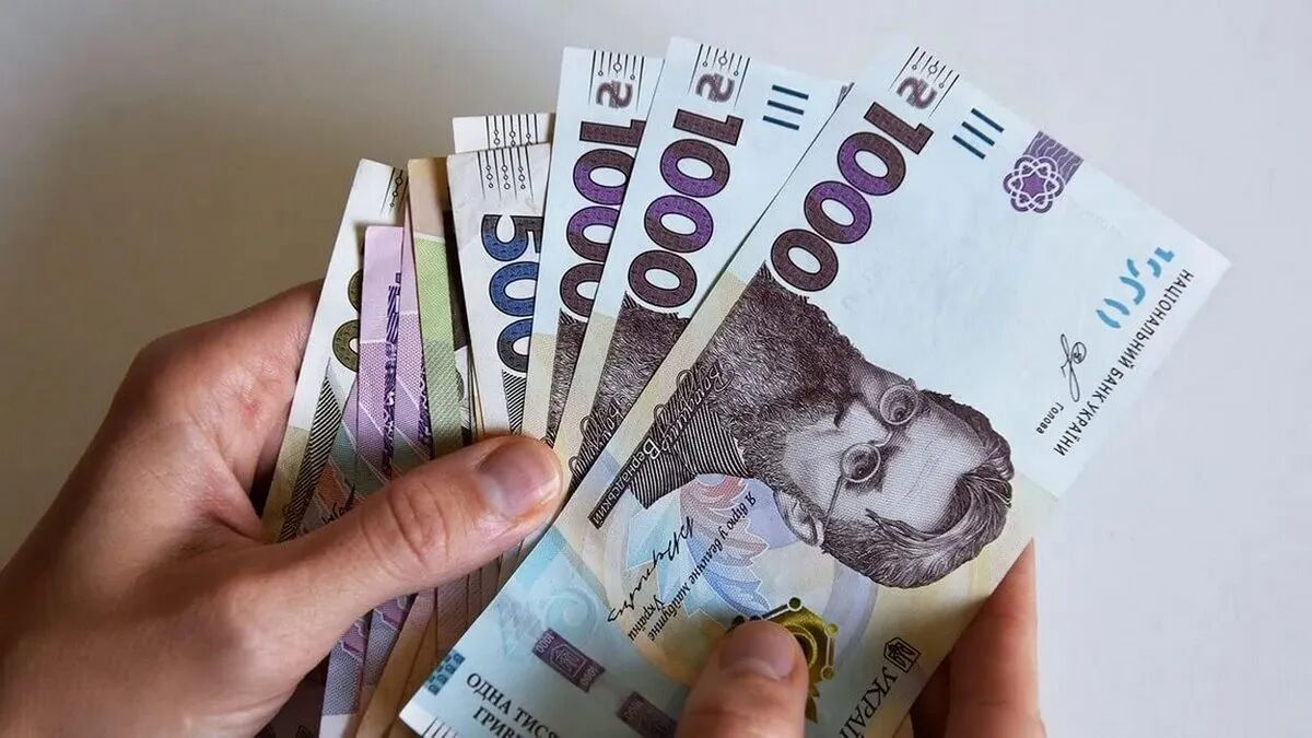 Автоматично не нарахують: у Пенсійному фонді назвали п'ять видів надбавок, …