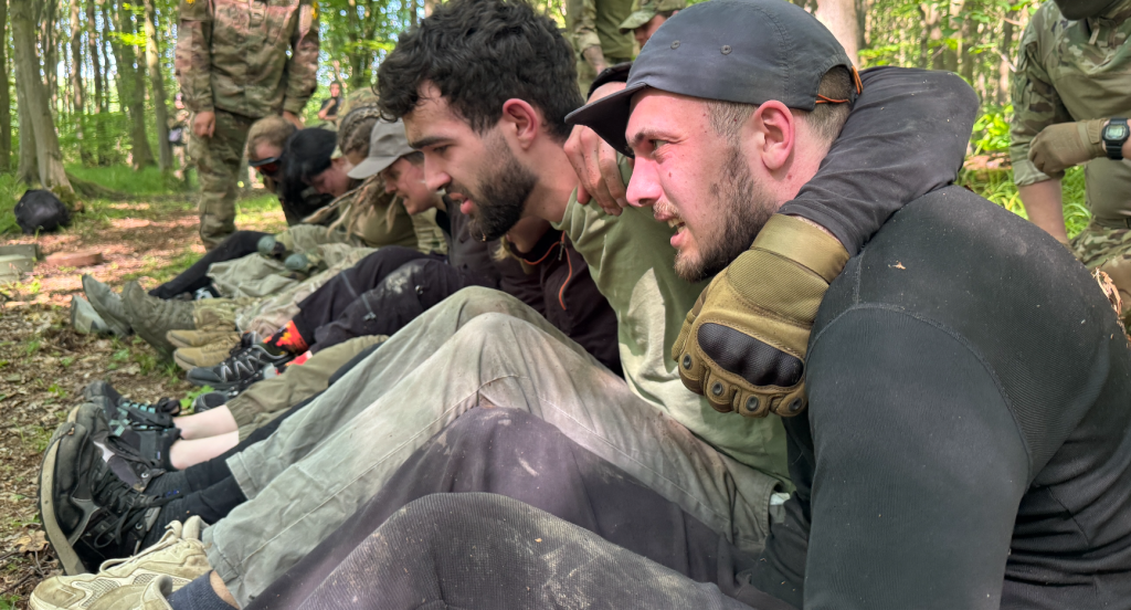 Як поблизу Франківська “Азов” організував навчання для молоді
