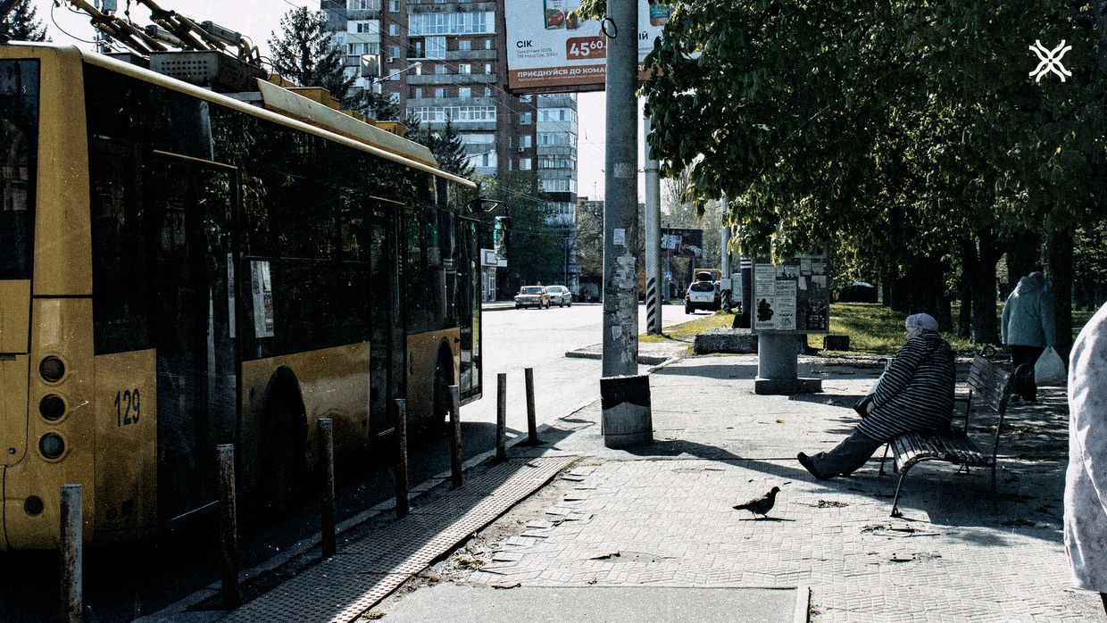 Як старі полтавські зупинки спричиняють затори і спеку в місті