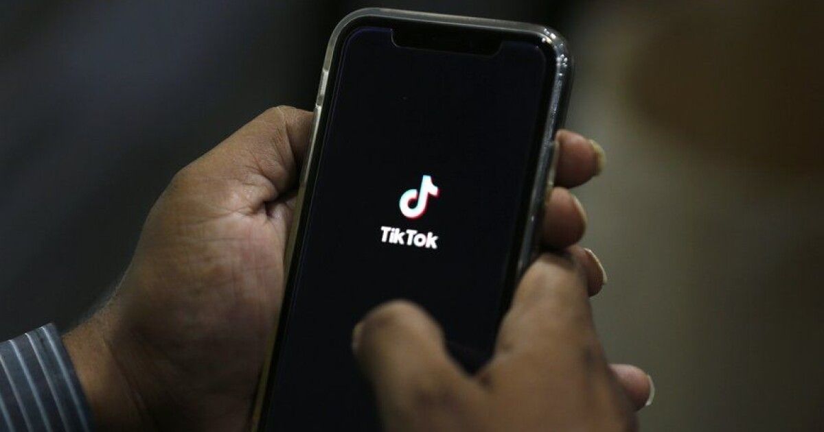 Як у Луцьку покарали школярку, яка принижувала вчителів у TikTok